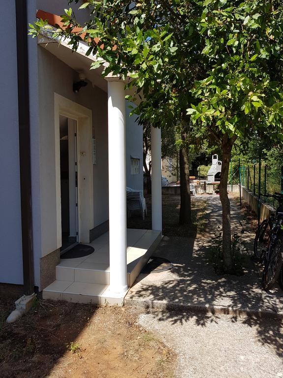 Apartment Pasa Medulin Exterior photo